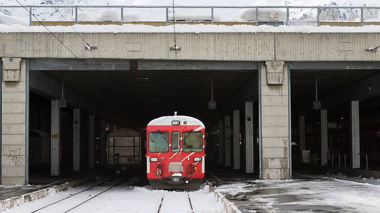 La ligne ferroviaire entre Täsch et Zermatt (VS) a été pour la deuxième fois depuis lundi coupée suite à des chutes de pierres (archives).