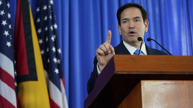Le secrétaire d'État américain Marco Rubio, en visite jeudi au Guyana, a mis en garde le Venezuela voisin contre toute attaque sur le petit état pétrolier.