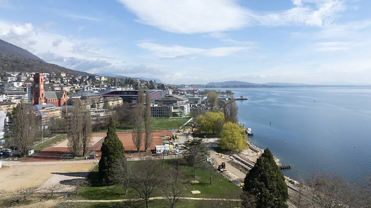 La Place rouge, lieu emblématique d&#8217;Expo.02 accueillant Festi&#8217;neuch et d&#8217;autres événements majeurs, sera conservée dans sa configuration actuelle, et même agrandie à l'ouest (archives).