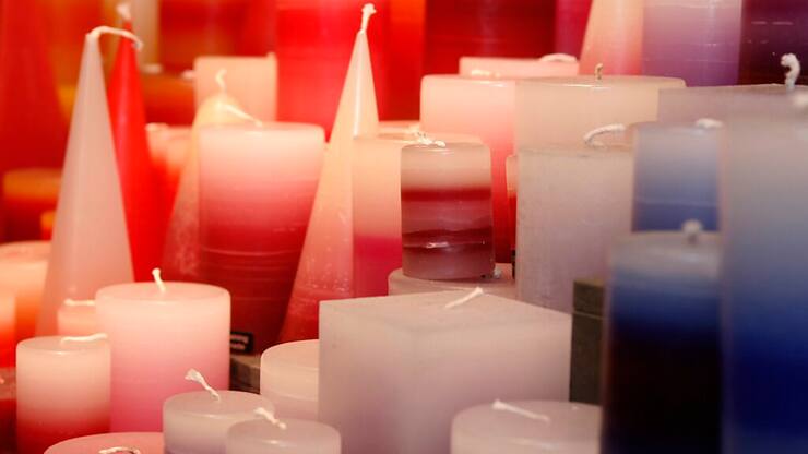 Il était notamment possible de visiter l'atelier d'une cirière lors des Journées des métiers d'art. (image symbolique)