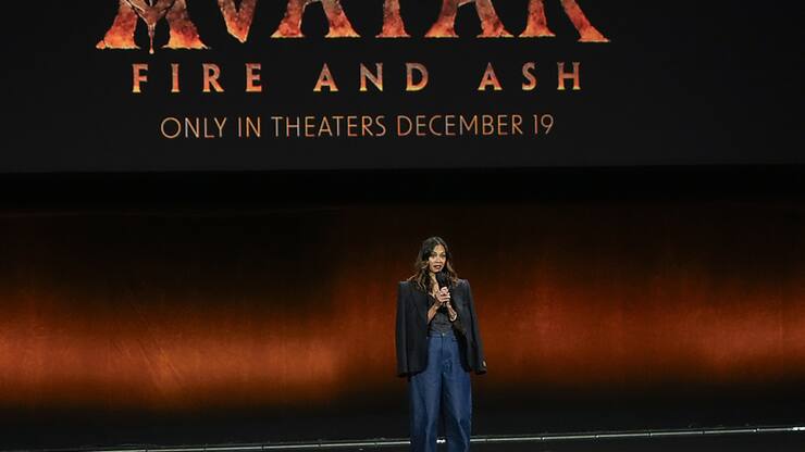 L'actrice Zoe Saldana a levé le voile à Las Vegas sur le prochain "Avatar: Fire and Ash" qui sortira en décembre.
