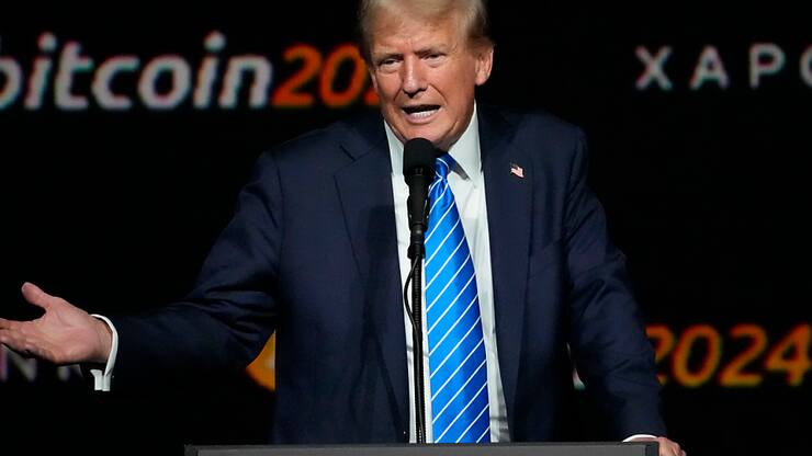 Donald Trump est passé en quelques mois de soutien de choix à handicap sérieux pour les cryptomonnaies. (archive)