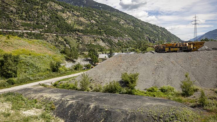 Une vue de l'ancienne décharge de Gamsenried. Son assainissement ne fait pas l'unanimité.(ahoto d'archives).