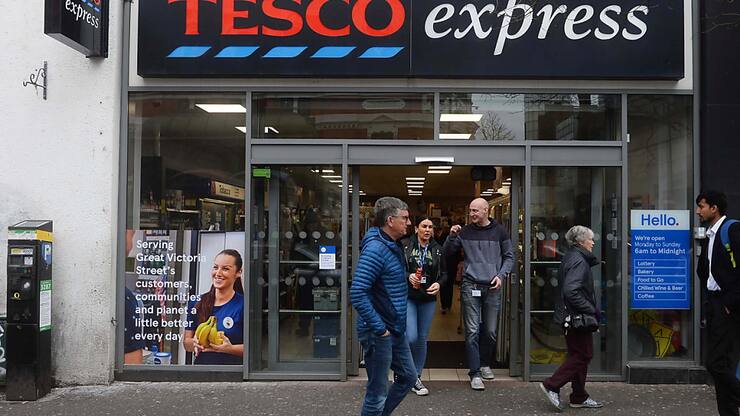 Tesco estime que l'intense concurrence sur le marché britannique constatée au cours des derniers mois va mettre la pression pour baisser les prix cette année (archives).