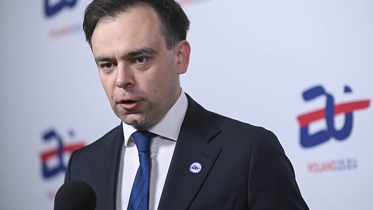 "L'UE a besoin d'un accord avec les Etats-Unis qui soit bon pour son économie et ses citoyens", a déclaré le ministre polonais des finances Andrzej Domanski.