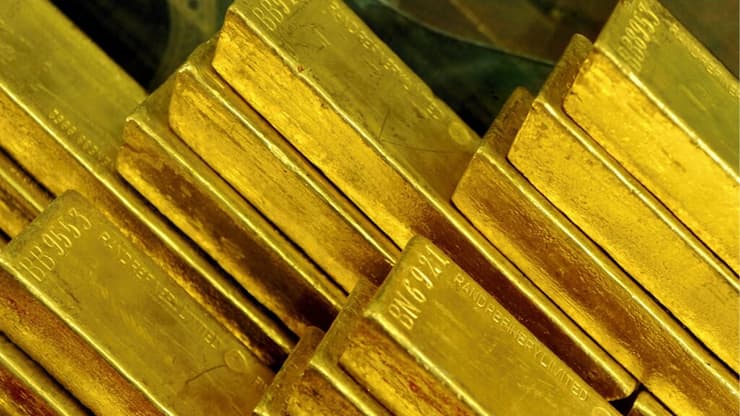 En début de matinée, le prix de l'or à la bourse de Londres a atteint 3245,44 dollars par once (archives).