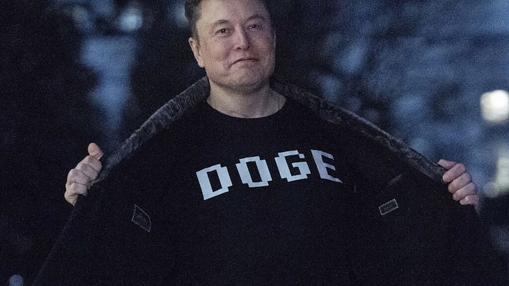 Vandalisme, appels au boycott, manifestations, Tesla est pris à partie en Europe et aux Etats-Unis depuis qu'Elon Musk s'est rapproché de Donald Trump, devenant un proche conseiller à la Maison Blanche et pilotant un programme de réduction drastique des dépenses fédérales (archives).