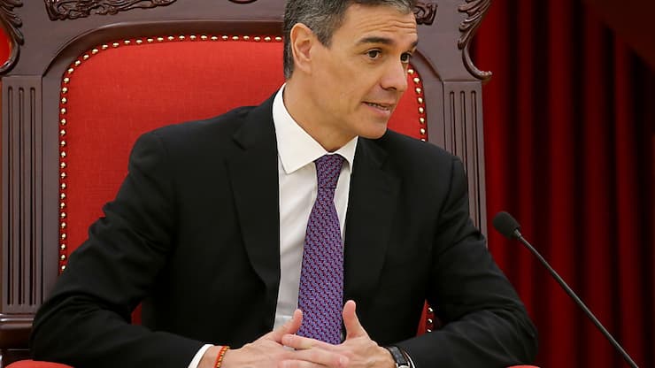 Le premier ministre espagnol Pedro Sanchez tient une réunion extraordinaire du conseil de sécurité national.