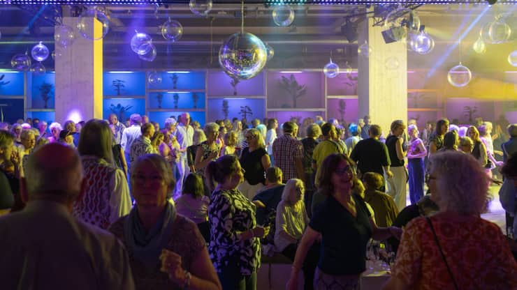 Grande affluence à la discothèque des plus de 60 ans dans le cadre de l'ESC à Bâle.