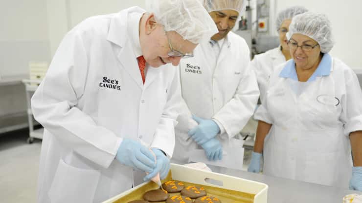 S'il s'apprête à lâcher les rennes du congloméraat qu'il a créée, Warren Buffet entend se maintenir au faîte de son comité de supervision. (archive)