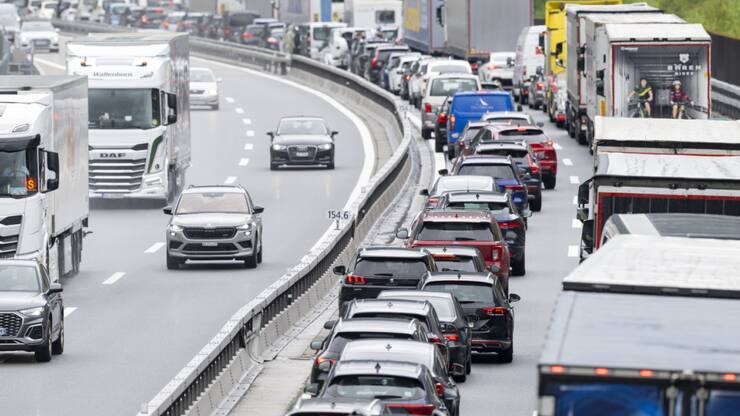 Les embouteillages au Gothard ont fait réagir sous la Coupole fédérale (archives).