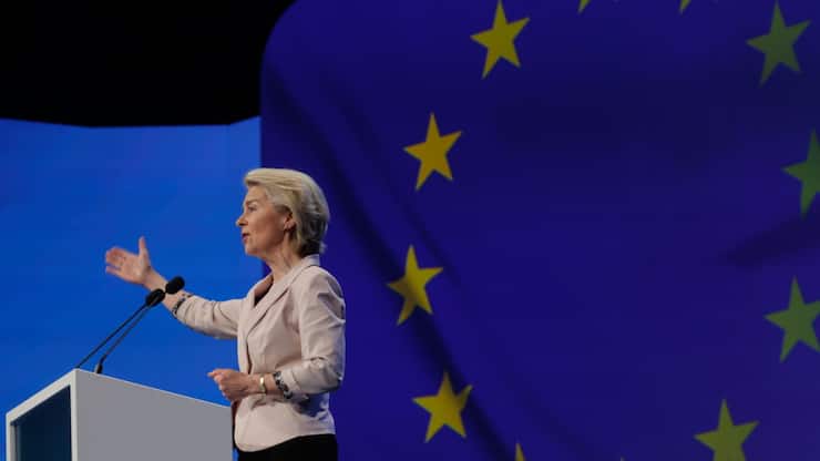 La présidente de la Commission européenne, Ursula von der Leyen, assure qu'elle reste "pleinement engagée" dans la recherche de solutions négociées avec Washington. (archive)