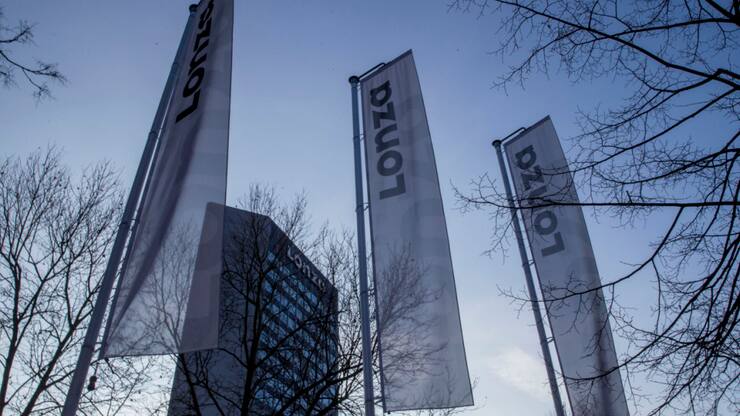 Lonza s'estime au terme des trois premiers mois bien parti pour concrétiser ses ambitions sur l'ensemble de l'année. Les travaux préparatoires pour une externalisation des activités dans les capsules et ingrédients de santé (CHI) vont bon train, dans l'attente d'un repreneur potentiel.