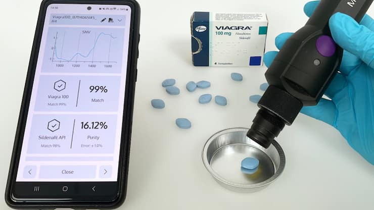 L'appareil développé par les scientifiques lausannois a prouvé son efficacité sur le Viagra, mais il pourrait être utilisé pour d'autres produits pharmaceutiques.
