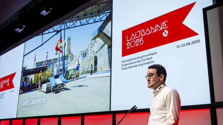 Pour attirer de nouvelles personnes bénévoles, les organisateurs de Lausanne 2025, ici Gaël Lasserre, son directeur général, misent sur la communication via les réseaux sociaux, les médias et le bouche-à-oreille, en mettant en exergue les aspects positifs du bénévolat.
