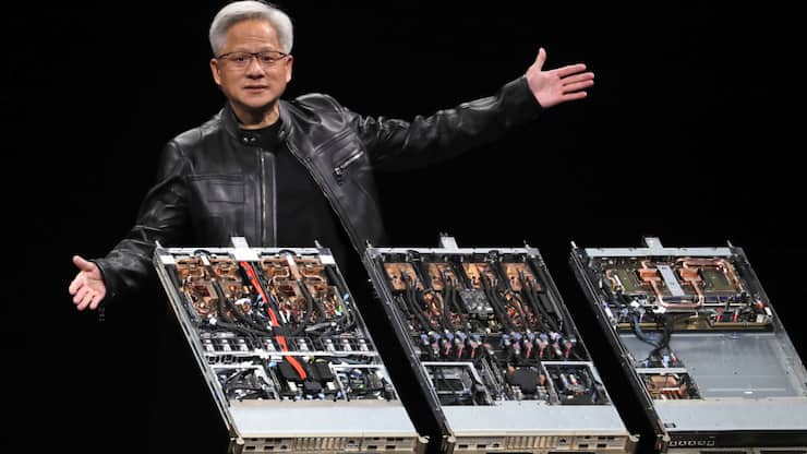 Le patron de Nvidia en pleine présentation au salon Computex de Taiwan.