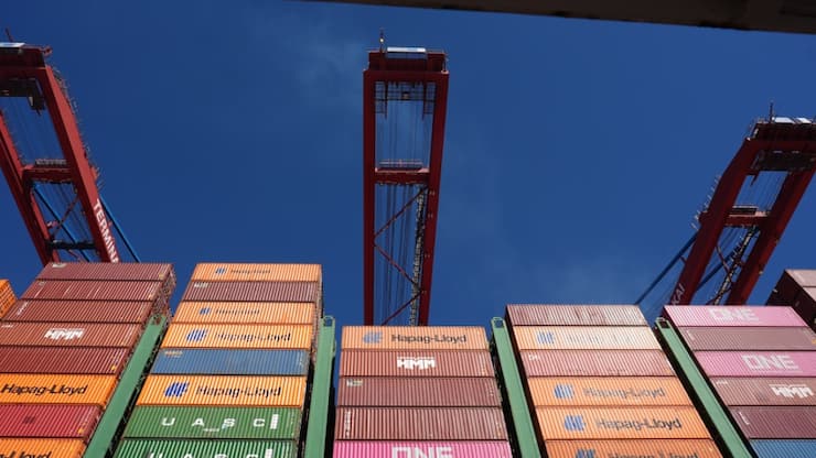 La bonne performance de l'économie allemande est liée aux "effets d'entraînement du conflit commercial avec les Etats-Unis", les entreprises ayant anticipé une future augmentation des prix liée à la guerre commerciale initiée par Donald Trump. (archives)