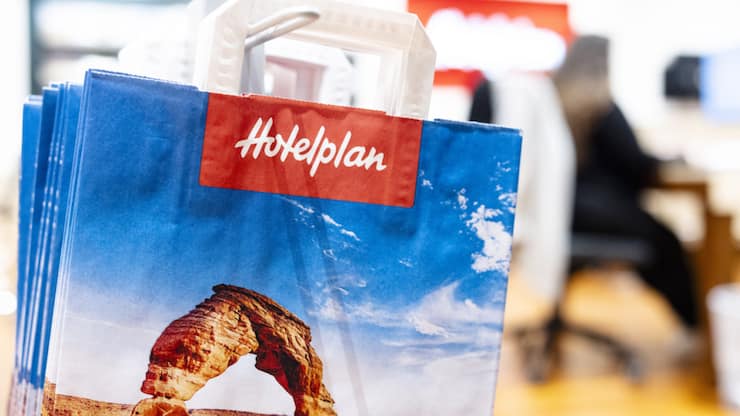 La Commission de la concurrence (Comco) procède à un examen approfondi de l'acquisition du voyagiste Hotelplan par DERTOUR. (archive)