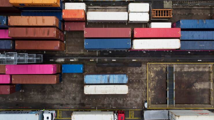 Les exportations ont reculé en avril. ici, le port de Bâle. (archive)