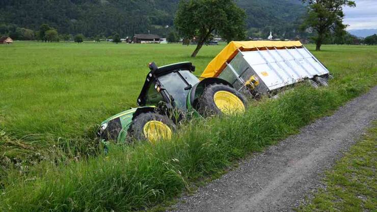 L'homme de 36 ans qui a mis le tracteur dans cette situation a été interpellé un peu plus tard à son domicile.