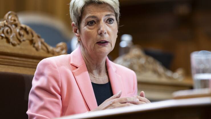 La ministre des finances, Karin Keller-Sutter, a rappelé mardi les enjeux financiers qui attendent la Suisse ces prochaines années.