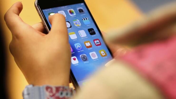 La transformation de Siri, annoncée par Apple en juin 2024, est l'aspect le plus emblématique de la stratégie de l'entreprise californienne dans l'IA.