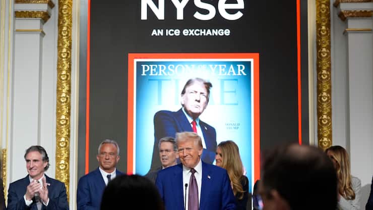 La personnalité de l'année du Time sera la même dans les versions américaine et française du magazine. L'an dernier, la distinction avait été attribuée à Donald Trump (archives).