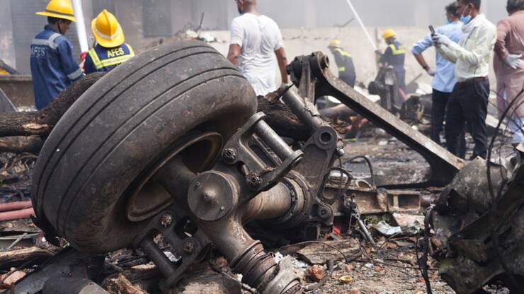 Le Boeing  Air India flight AI171 devait emmener 242 passagers et membres d'équipage.