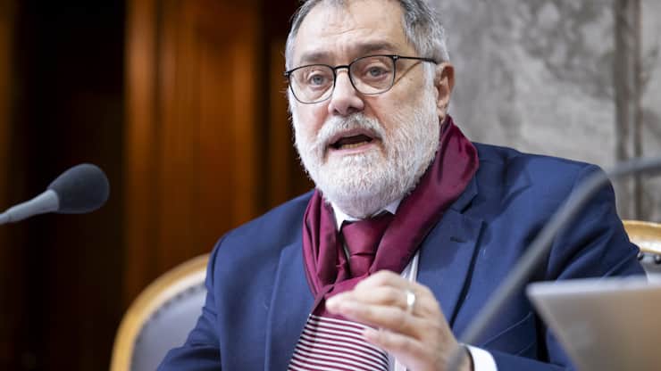 Le socialiste genevois Carlo Sommaruga a plaidé en vain pour des règles plus sévères en matière de blanchiment d'argent (archives).