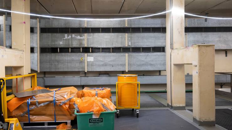 Les locaux de la condensation de la centrale nucléaire de Mühleberg ont été pratiquement vidés de leur contenu.