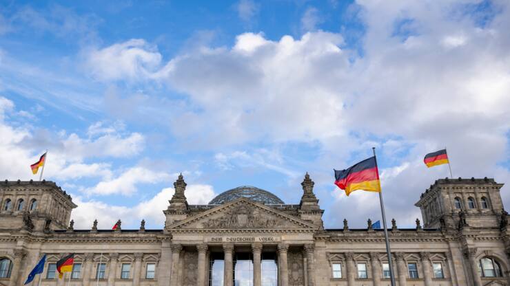 L'inflation en Allemagne a reculé plus qu'attendu en juin. Ici, le Reichstag à Berlin. (archive)