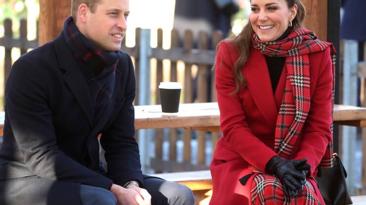 Le Prince William et son épouse Kate avait effectué un voyage en train à travers la Grande-Bretagne en décembre 2020 pour remercier les travailleurs jugés essentiels, durant la pandémie de Covid-19. (Chris Jackson/Pool via AP)