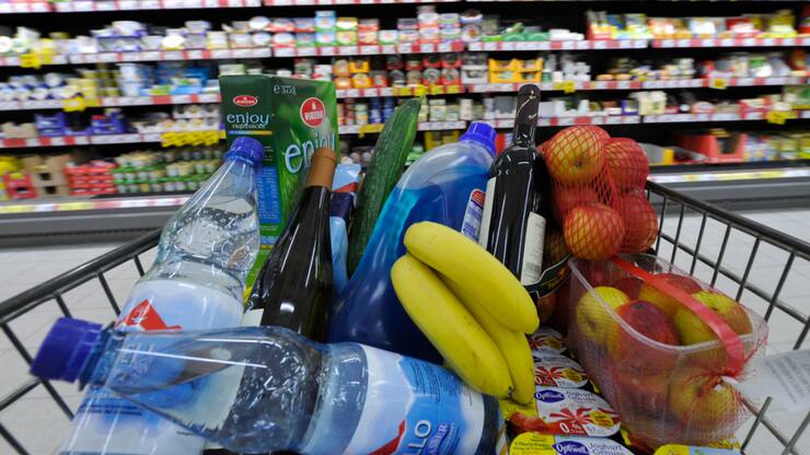 En Allemagne, le sucre a vu son prix baisser de près de 29% sur un an, tandis que celui du chocolat a augmenté de 17%. (archive)