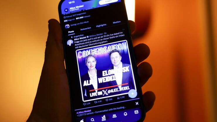 Un expert a signalé "une modification majeure dans l'algorithme utilisé par la plateforme X qui propose aujourd'hui énormément de contenus politique haineux, racistes, anti-LGBT+, homophobes et qui visent donc à biaiser le débat démocratique en France". (archives)