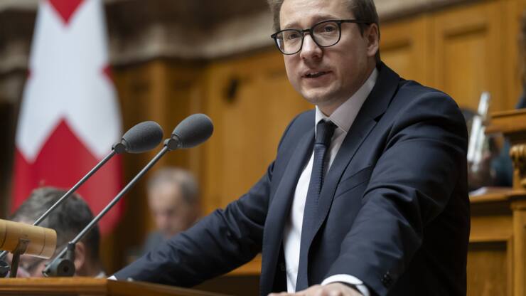 Le conseiller national Philippe Nantermod (PLR/VS) ne veut pas de système de faillite pour les personnes surendettées (archives).