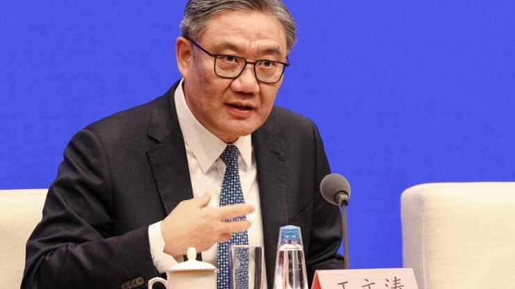 Le ministre du commerce chinois Wang Wentao s'est exprimé lors d'une conférence de presse à Pekin.