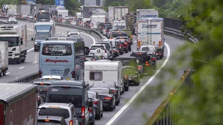 Comme toujours à cette époque de l'année, on assiste au chassé-croisé entre juillettistes et aoûtiens (Archives).