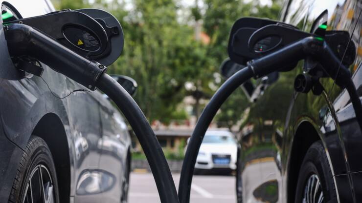 Avec 4083 nouveaux véhicules purement électriques mis en circulation en Suisse au mois de juillet, la progression atteint 18,9% sur un an.