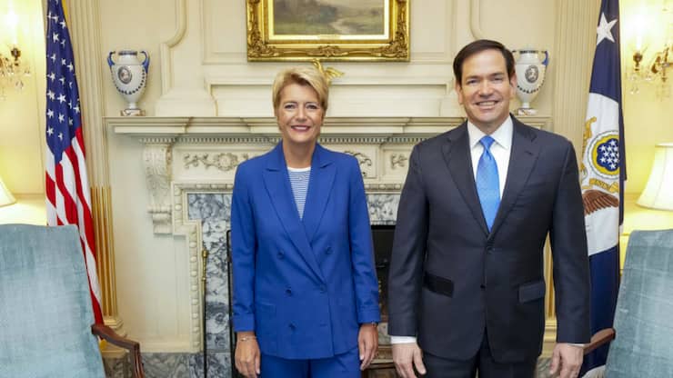 Karin Keller-Sutter avec Marco Rubio à Washington.