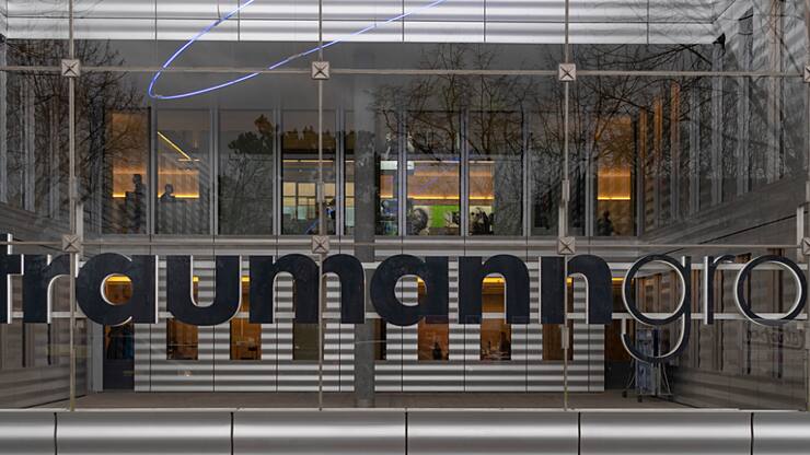 Le groupe bâlois reconduit ses prévisions pour l'année malgré l'impact des droits de douane et s'attend à un chiffre d'affaires plus élevé en 2025. La direction vise une marge de l'Ebit supérieure de 30 à 60 points de base à la valeur de 26,7% enregistrée en 2024.