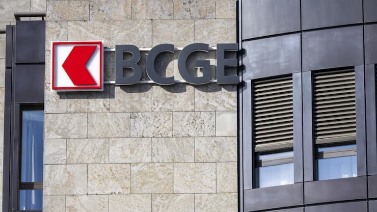 Pour 2025, la direction de la BCGE s'attend à un résultat en retrait par rapport à 2024, lié "aux taux d'intérêt et à une conjoncture fragilisée". (archive)