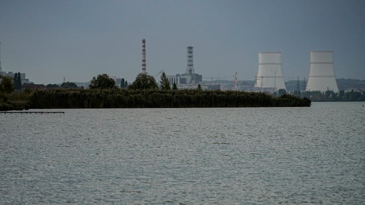 Selon l'opérateur de la centrale nucléaire, l'un de ses quatre réacteurs a été réduit à 50% de sa capacité en raison de cette attaque (archives).