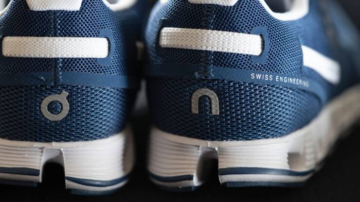 Un jugement en faveur de l'entreprise pourrait signifier que On serait à nouveau autorisée à utiliser ce symbole en Suisse à l'avenir. La question est de savoir si un procès aura lieu. L'entreprise ignore si SEA et IGE retireront leur requête en Chine et comment les autorités locales procéderont.