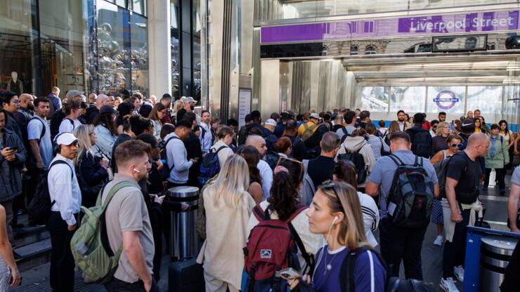 La grève dans le métro londonien perturbe les déplacements de millions de personnes. Ici, la station de Liverpool Street. (archive)