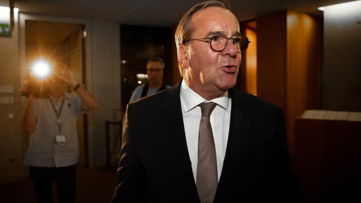 Le ministre allemand de la Défense Boris Pistorius veut armer encore plus l'Ukraine.