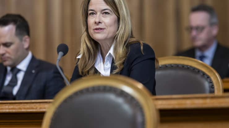 De plus en plus de contenus médiatiques, même payants, sont détournés par l'IA, déplore la conseillère aux Etats Petra Gössi (archives).