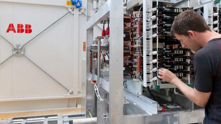 La nouvelle installation ouvrira ses portes au quatrième trimestre 2025 et accueillera 100 nouveaux emplois dans la production et l'ingénierie.