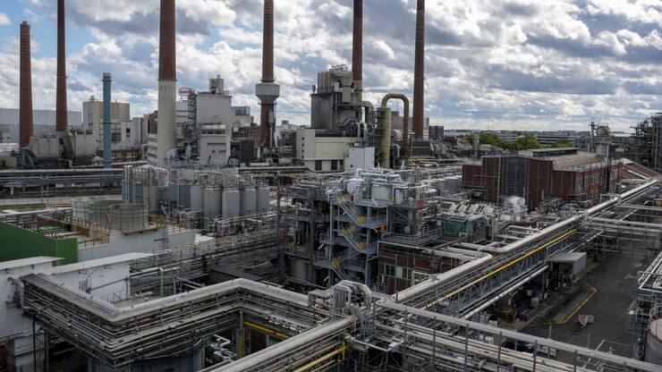 C'est la première fois depuis 2022 que les commandes industrielles, en général volatiles d'un mois à l'autre, fléchissent quatre mois de suite.