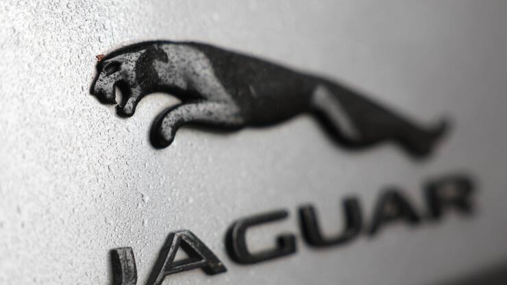 Cette reprise s'accompagne d'un programme de financement destiné à apporter "des liquidités immédiates" aux nombreux fournisseurs du groupe, fragilisés par les retards de paiements et une baisse de l'activité engendrés par l'attaque.