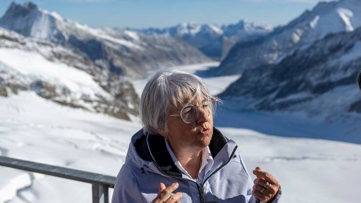 La conseillère fédérale Elisabeth Baume-Schneider a inauguré mardi la plus haute station de mesure de la radioactivité.
